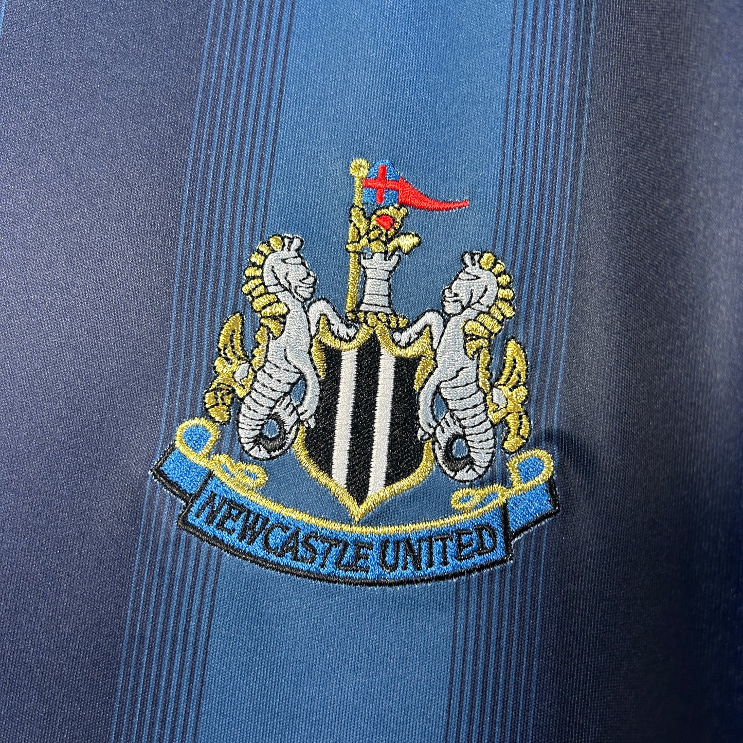 2005/2006 Newcastle Away Shirt