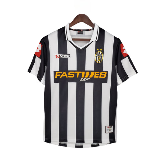 2001/02 Juventus Home Retro Shirt
