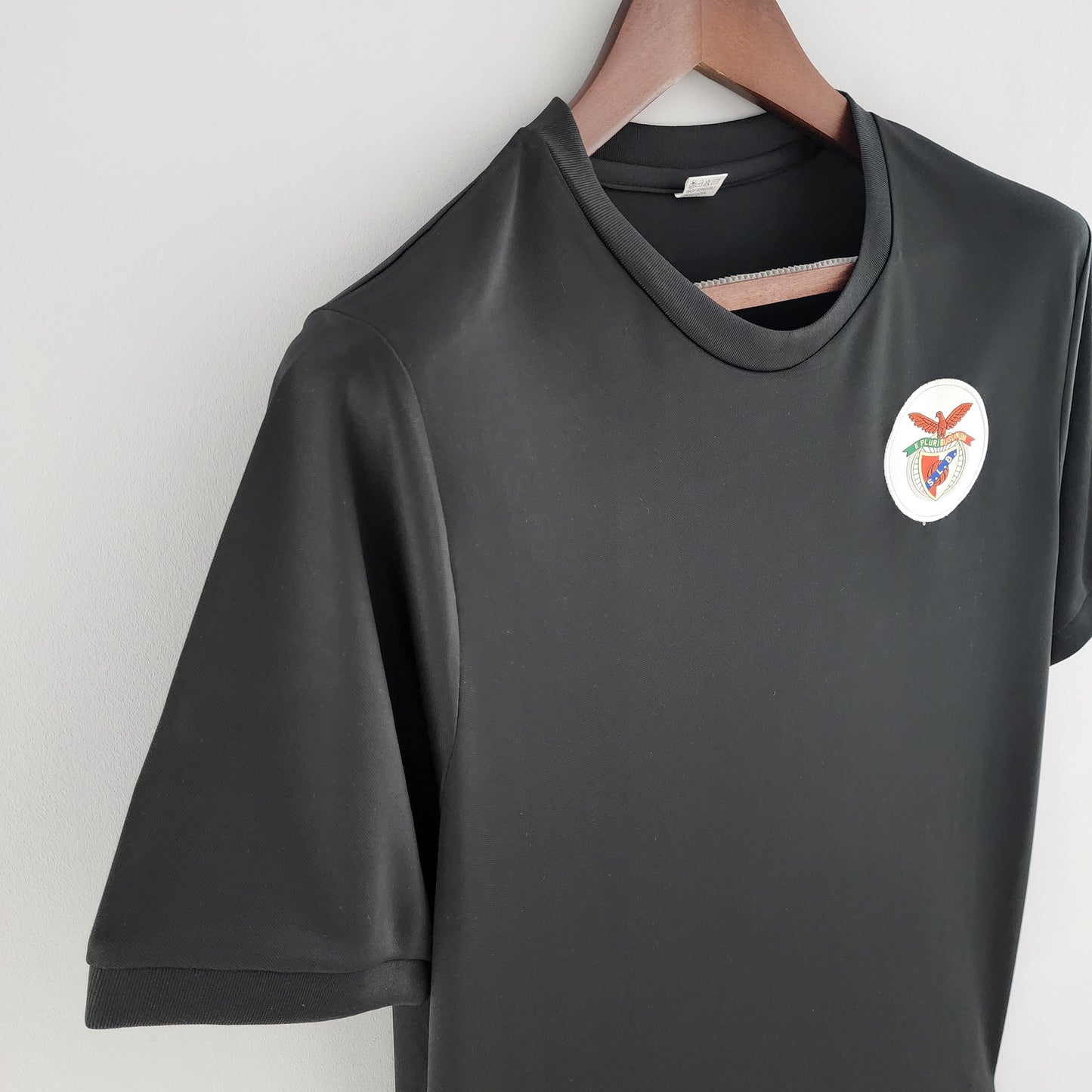 73/74  Benfica Away Retro Shirt