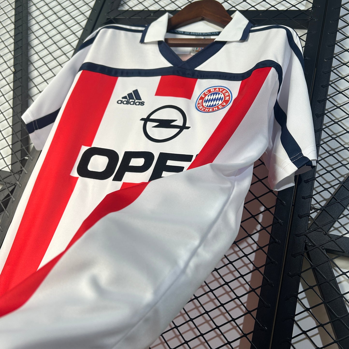 2000/2002 Bayern Munich Away Retro Shirt