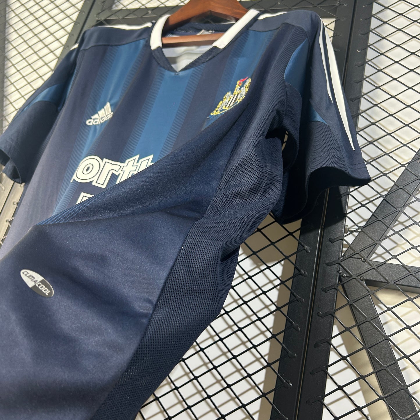 2005/2006 Newcastle Away Shirt