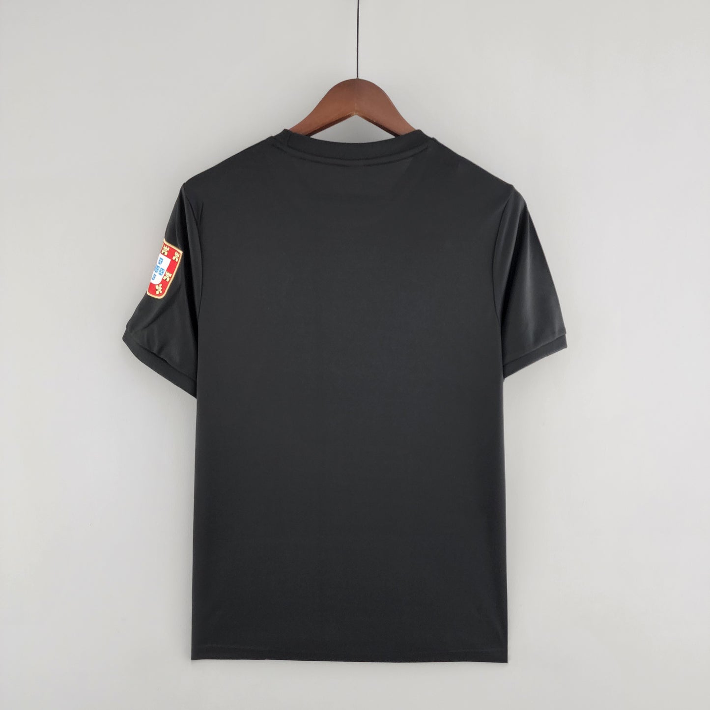 73/74  Benfica Away Retro Shirt