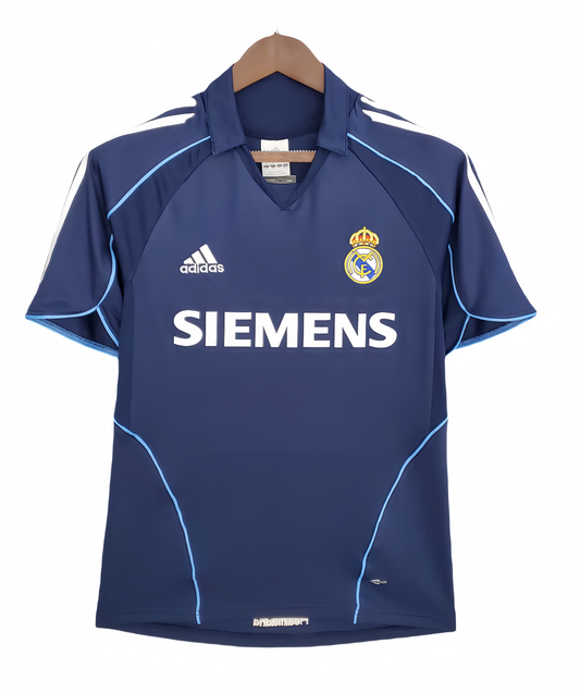 2005/2006 Real Madrid Away Retro Shirt