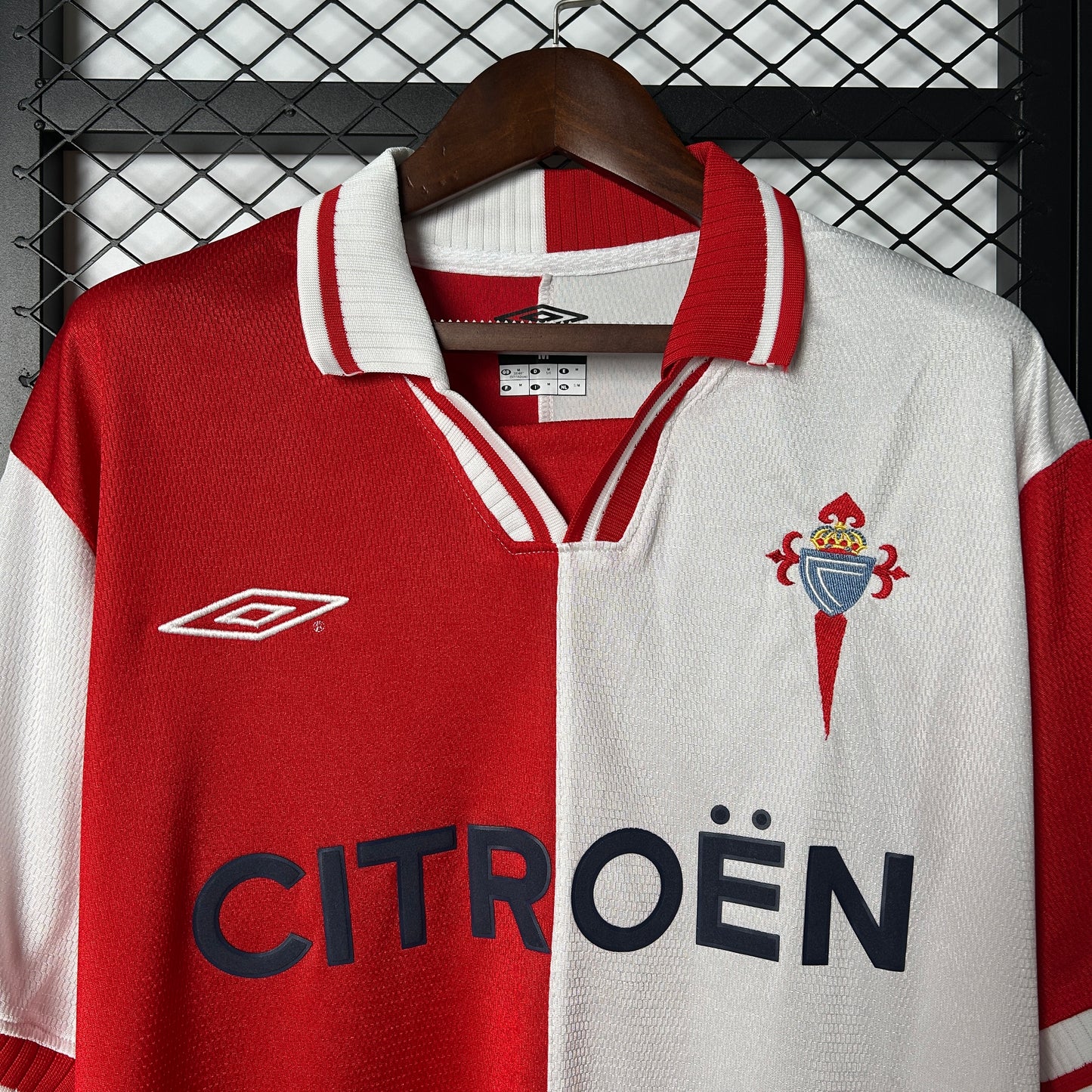 2001/2002 Celta Away Retro Shirt
